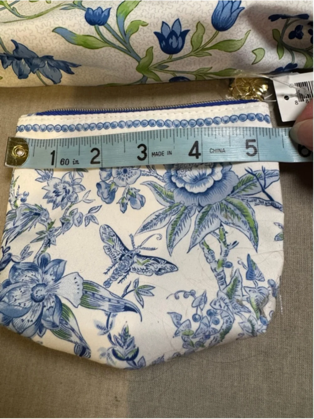 Women's Estée Lauder White Blue Floral Cosmetic Bag 2 piece Set